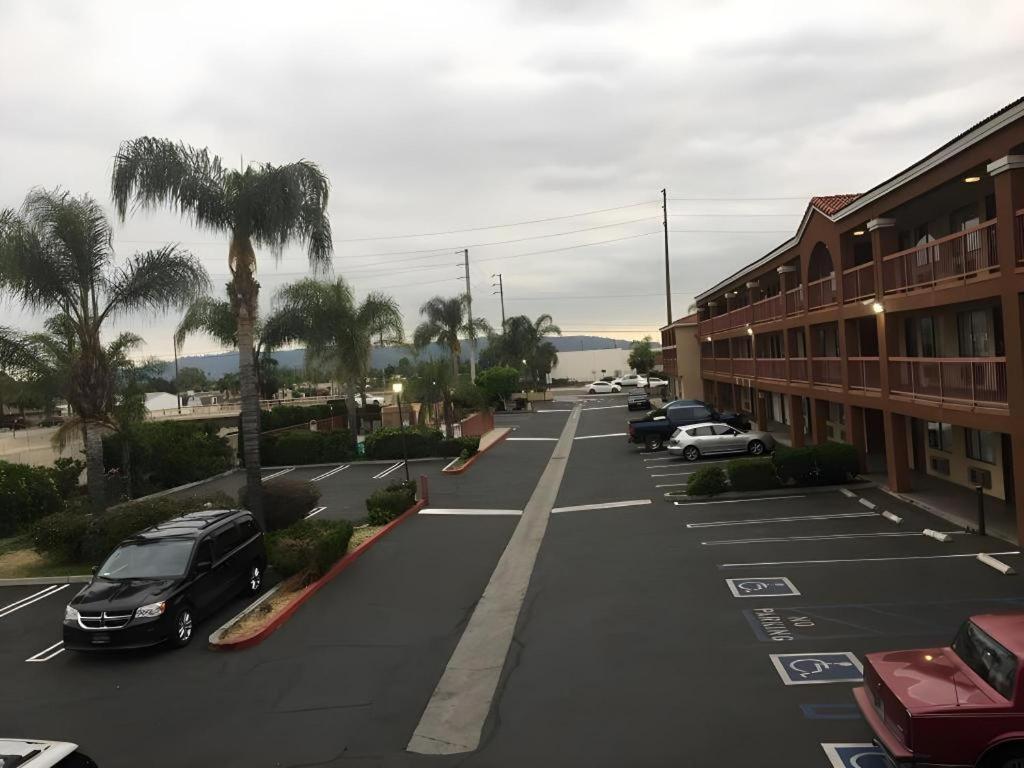 Grand Park Hotel