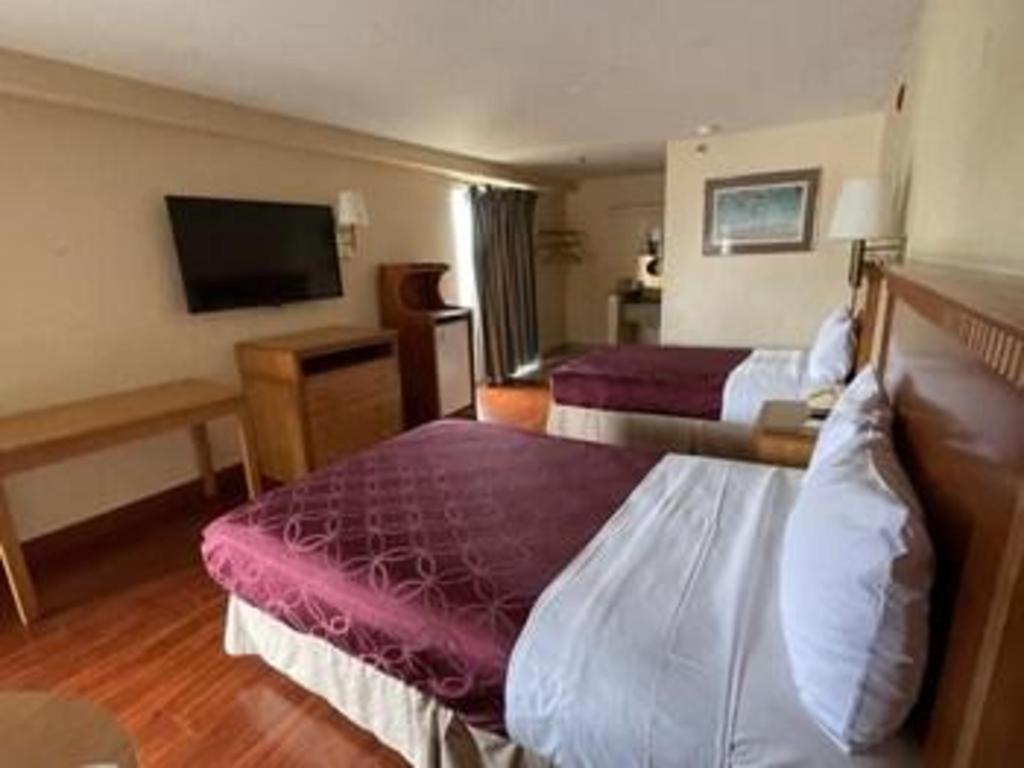 Hotel Grand Park Baldwin Park