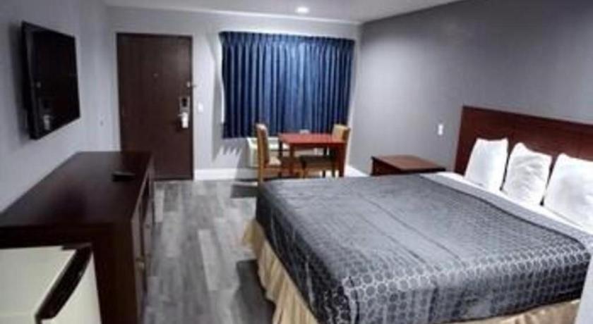 Grand Park Hotel 2*