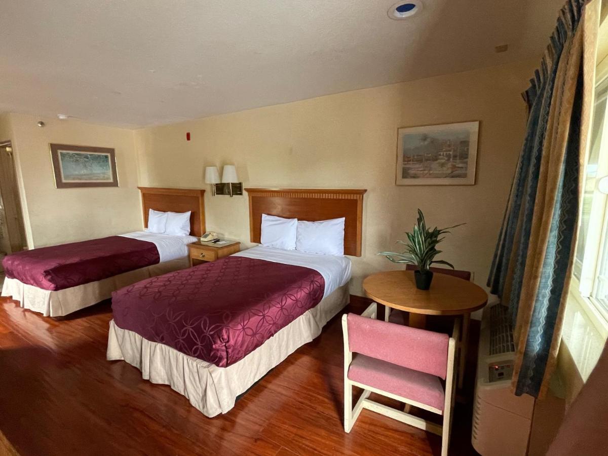 Grand Park Hotel