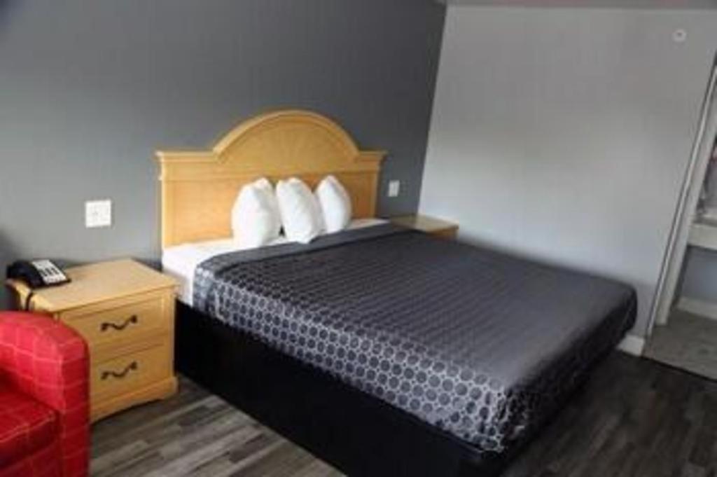 Hotel Grand Park Baldwin Park